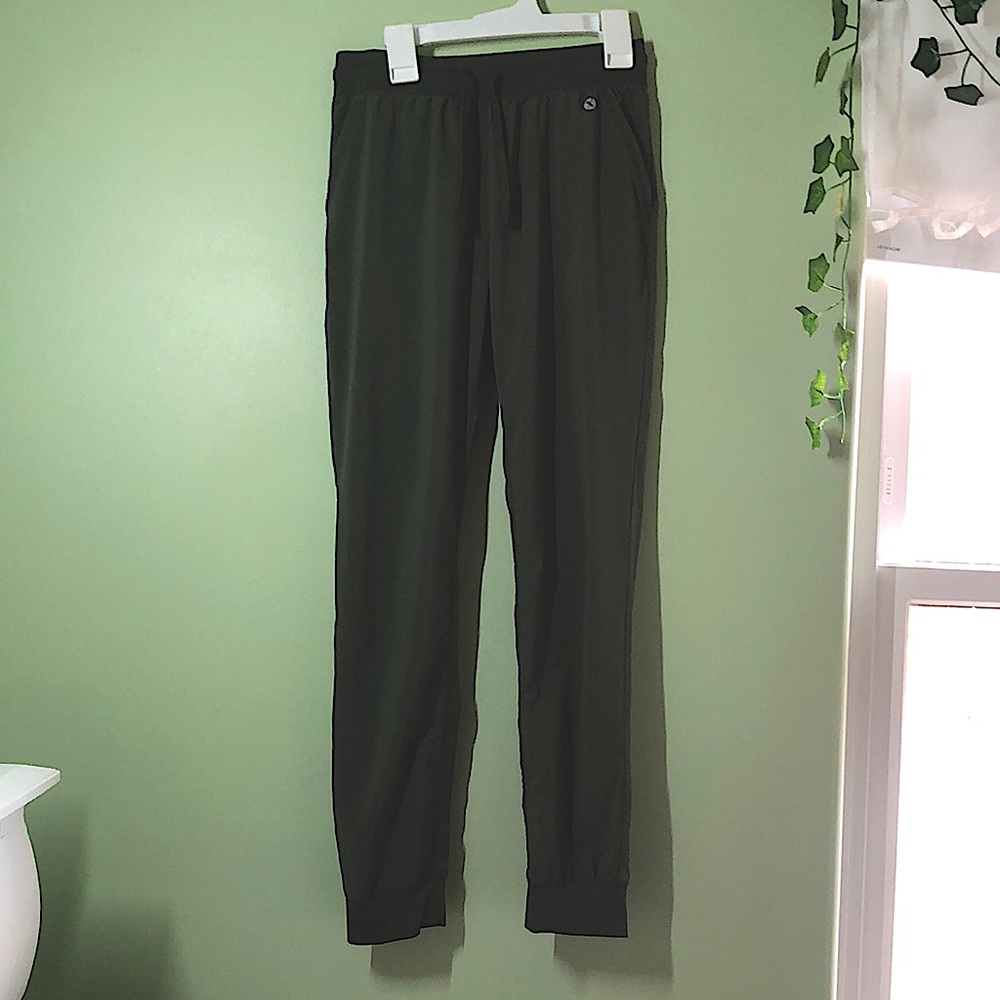 Girls Athletic Joggers Olive Green (Size: 14/L) (Brand: XERSiON)